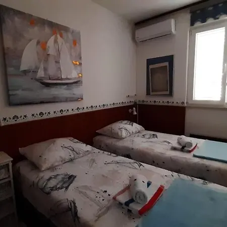 Amasing View From The White Terrase Case de vacanță Baška